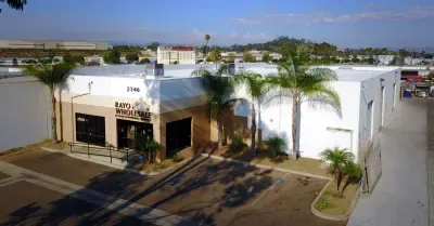 Store Front | Rayo Wholesale